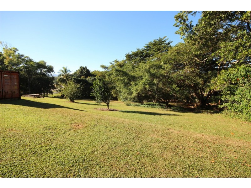 17 – 19 Homestead Close, Edmonton QLD 4869