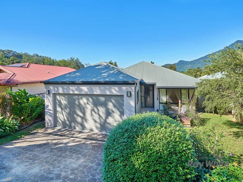 5 Beck Close, Bentley Park QLD 4869