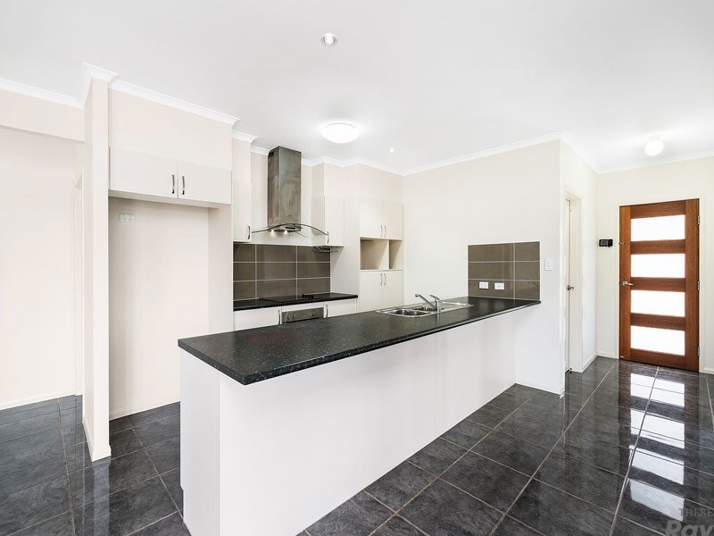 22 Hopkins Street, White Rock QLD 4868