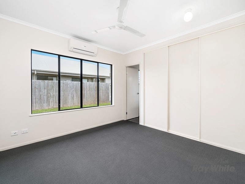 22 Hopkins Street, White Rock QLD 4868