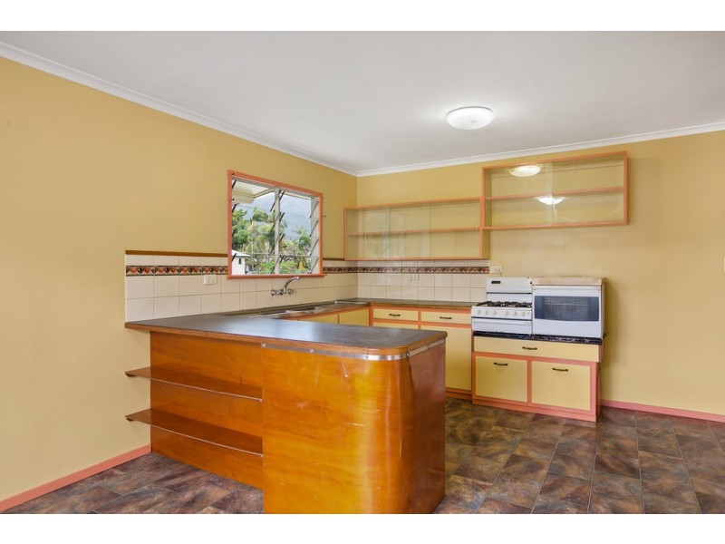 57 Dalton Street, Westcourt QLD 4870