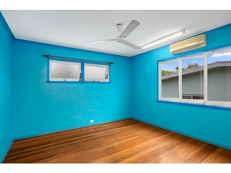 57 Dalton Street, Westcourt QLD 4870