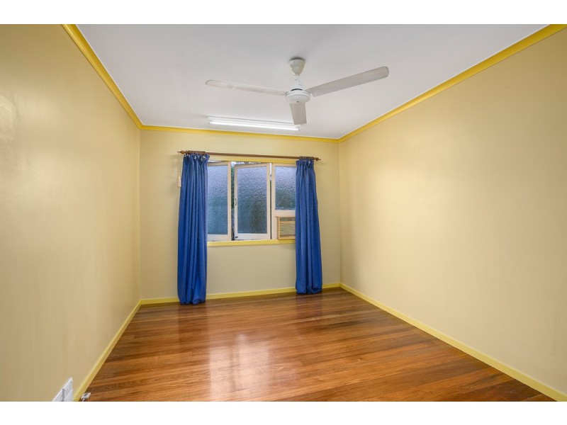 57 Dalton Street, Westcourt QLD 4870