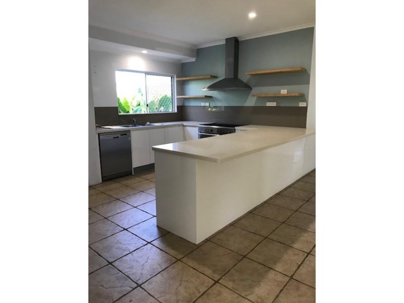 Bentley Park QLD 4869