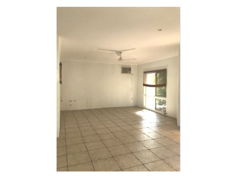 Bentley Park QLD 4869