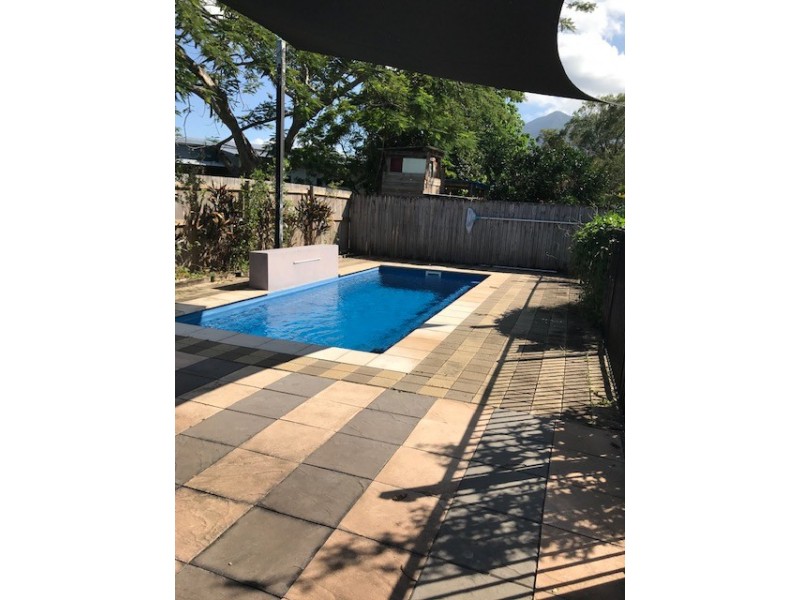 Bentley Park QLD 4869