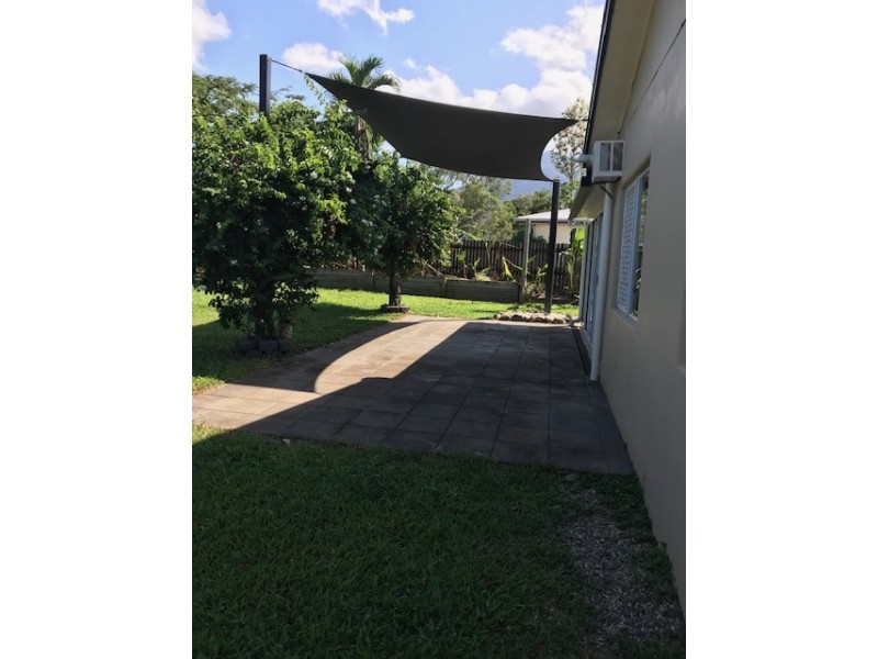 Bentley Park QLD 4869