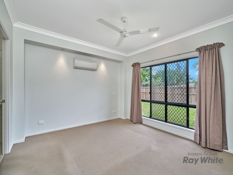 8 Capricorn Street, Bentley Park QLD 4869