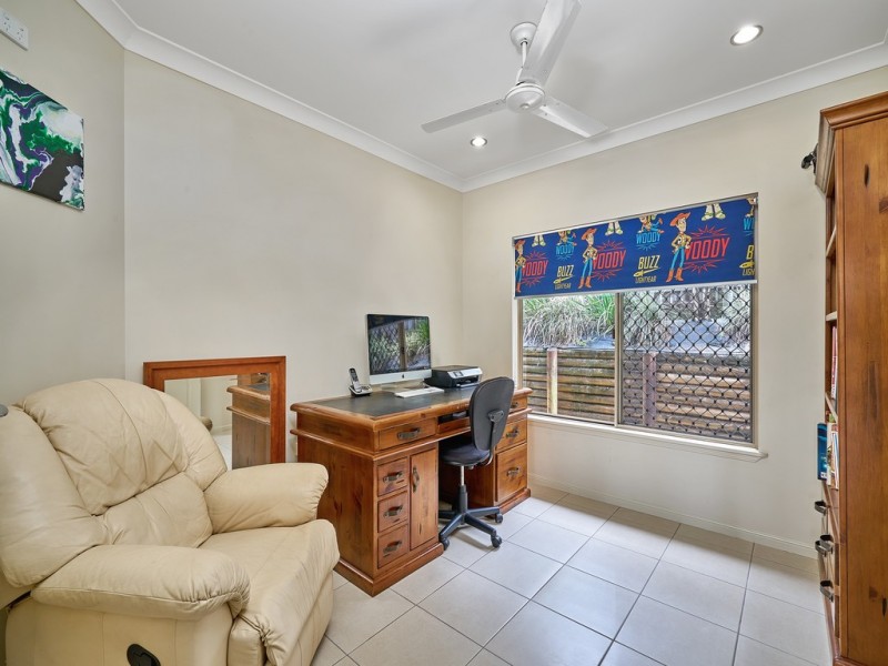 Bentley Park QLD 4869