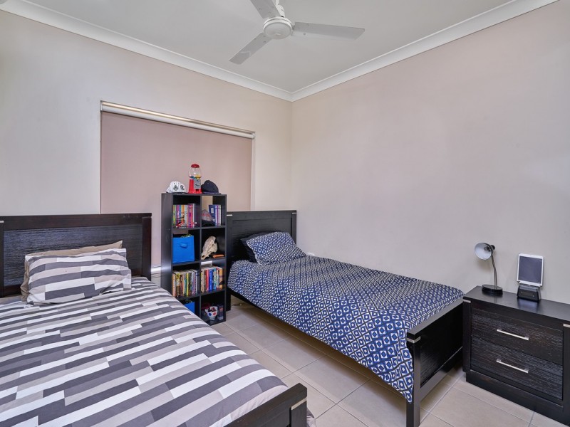 Bentley Park QLD 4869