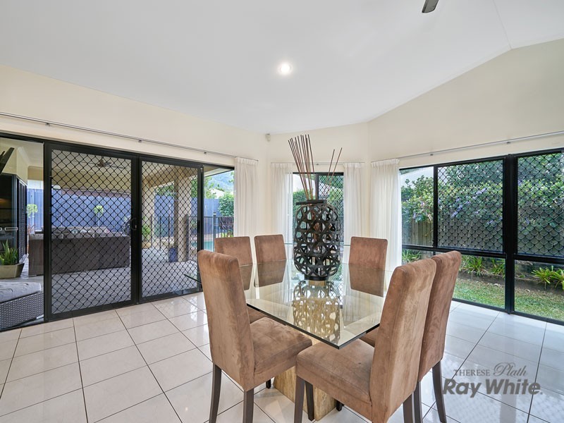 10 Charnley Avenue, Bentley Park QLD 4869