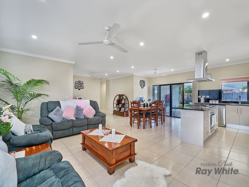 4 Bundey Street, Bentley Park QLD 4869