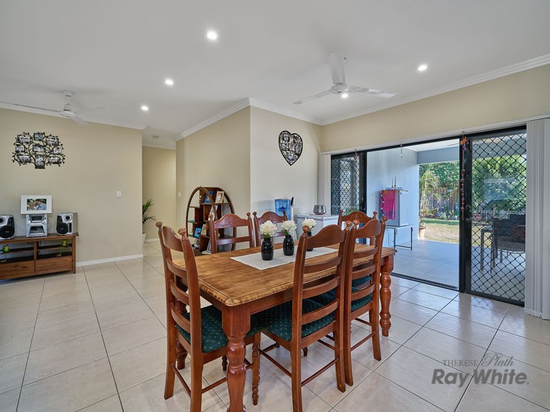 4 Bundey Street, Bentley Park QLD 4869