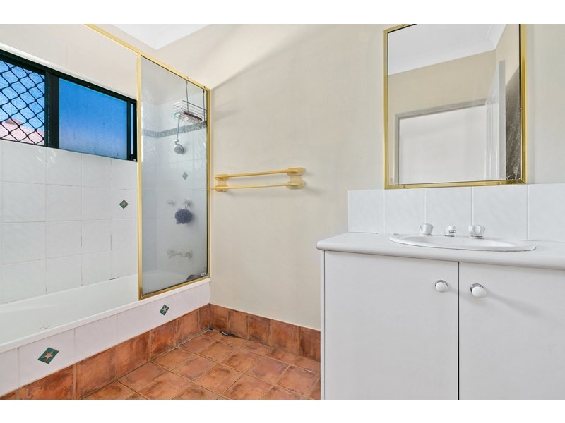 3 Fletcher Court, Bentley Park QLD 4869