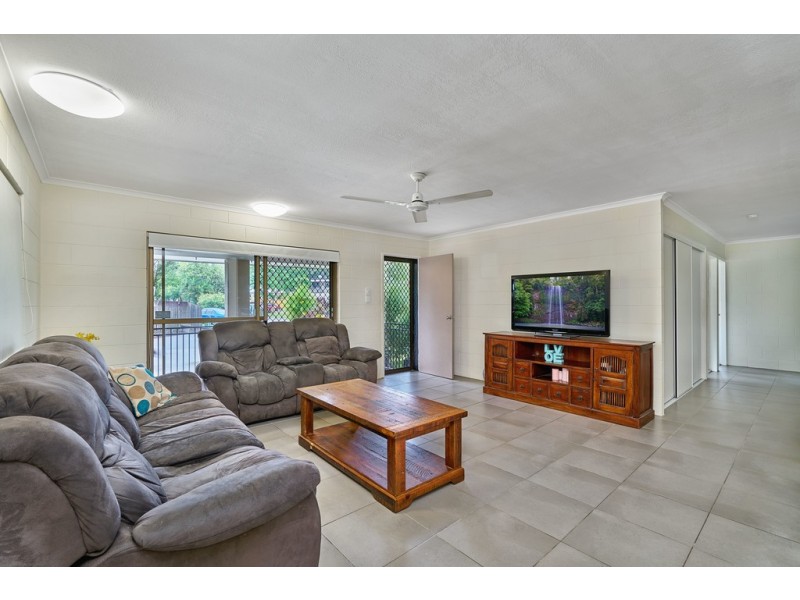 12 Corinna Close, Edmonton QLD 4869