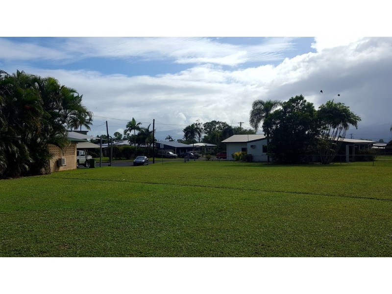 15 Kirsten Close, Woree QLD 4868