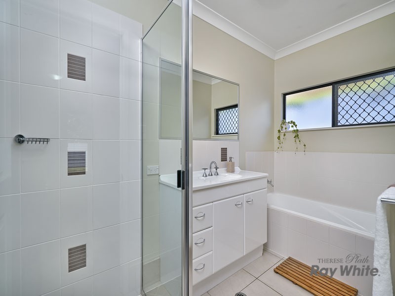22 Capricorn Street, Bentley Park QLD 4869