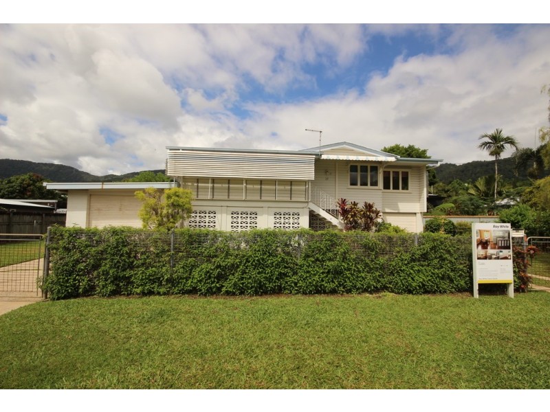 17 Gordon Street, Earlville QLD 4870