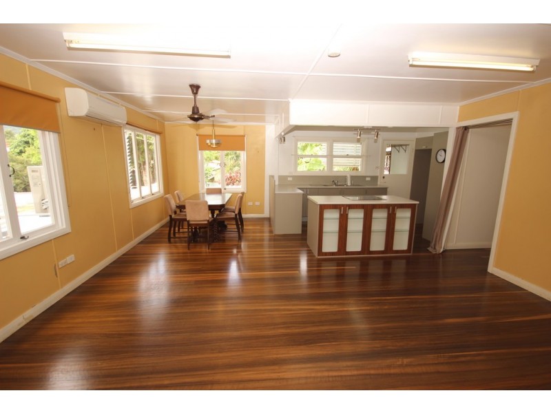 17 Gordon Street, Earlville QLD 4870