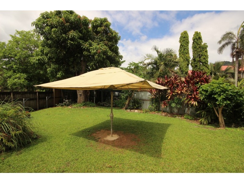 17 Gordon Street, Earlville QLD 4870