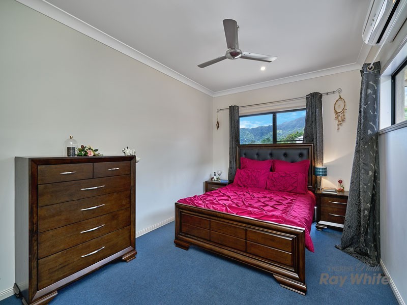 8 Densmore Close, Bentley Park QLD 4869