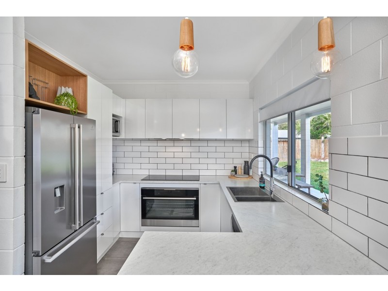 13 Royal Saxon Close, Mount Sheridan QLD 4868