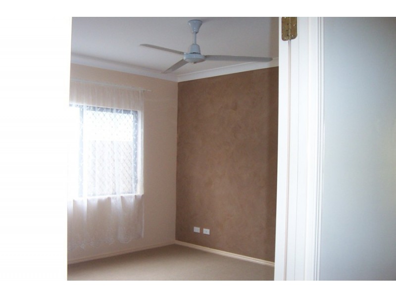 Bentley Park QLD 4869