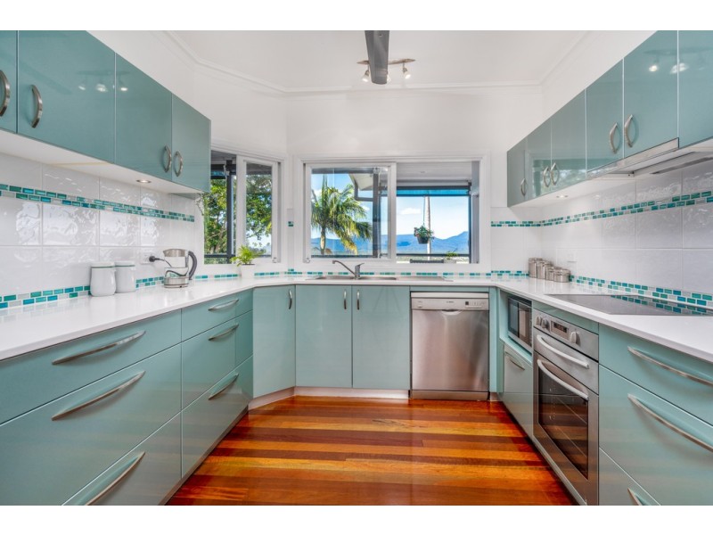 24 Jumna Close, Bentley Park QLD 4869