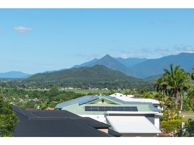 24 Jumna Close, Bentley Park QLD 4869