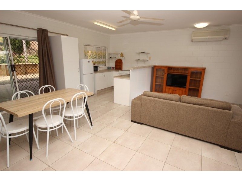 8 Halloran Close, Gordonvale QLD 4865