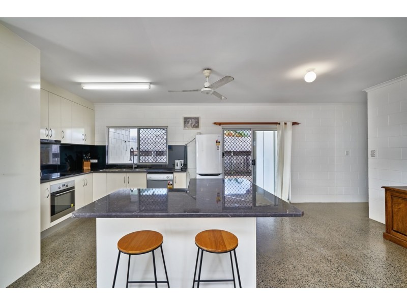 11 Hatfield Close, Gordonvale QLD 4865