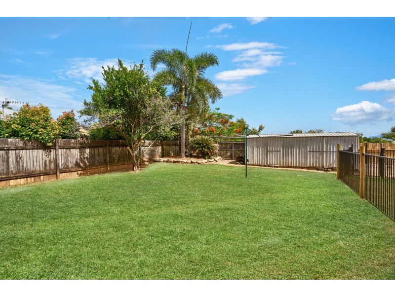 11 Hatfield Close, Gordonvale QLD 4865