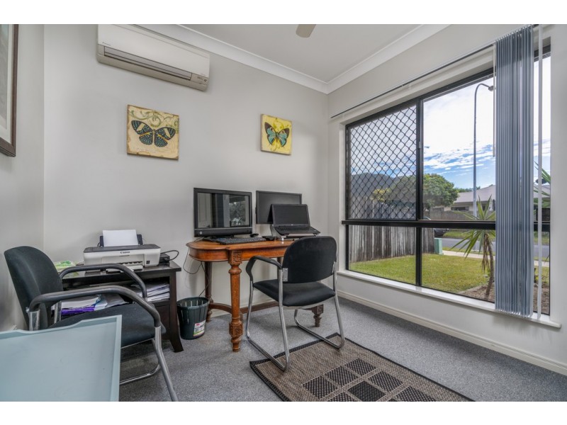 28 Timberlea Drive East, Bentley Park QLD 4869