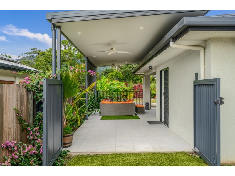 28 Timberlea Drive East, Bentley Park QLD 4869