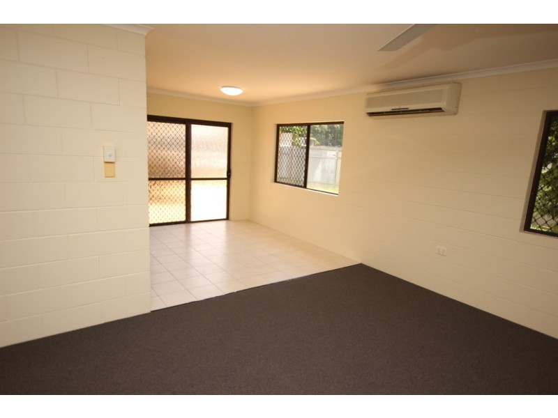 57 Hollywood Boulevard, White Rock QLD 4868