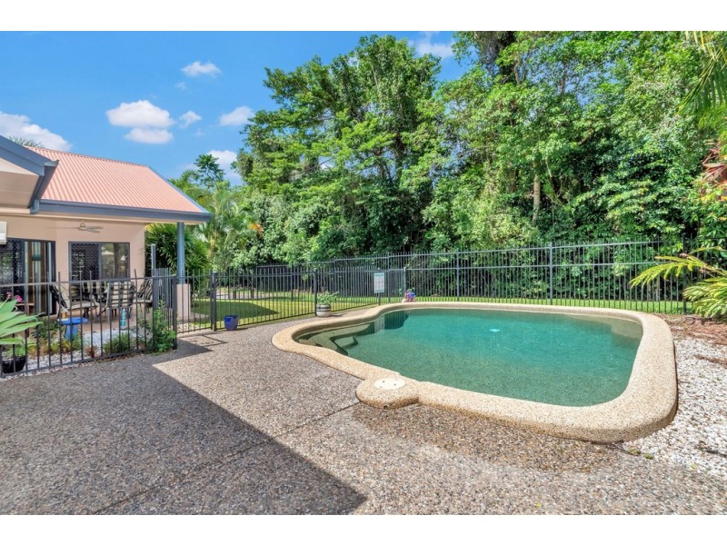 14 Goodhew Close, Bentley Park QLD 4869