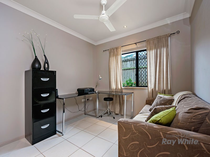 11 Cheyne Cl, Bentley Park QLD 4869