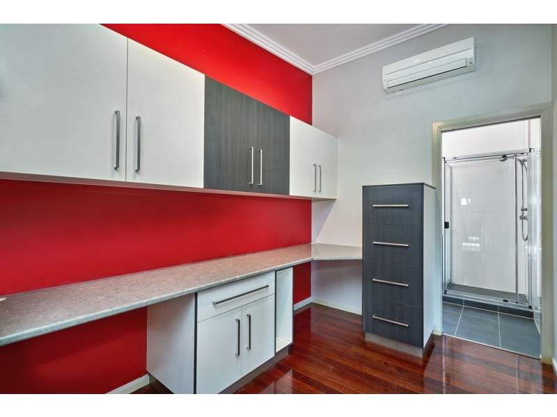 17 Kowinka Street, White Rock QLD 4868