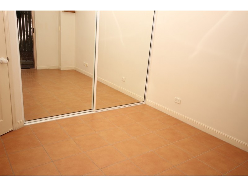 7/269 Esplanade, Cairns North QLD 4870