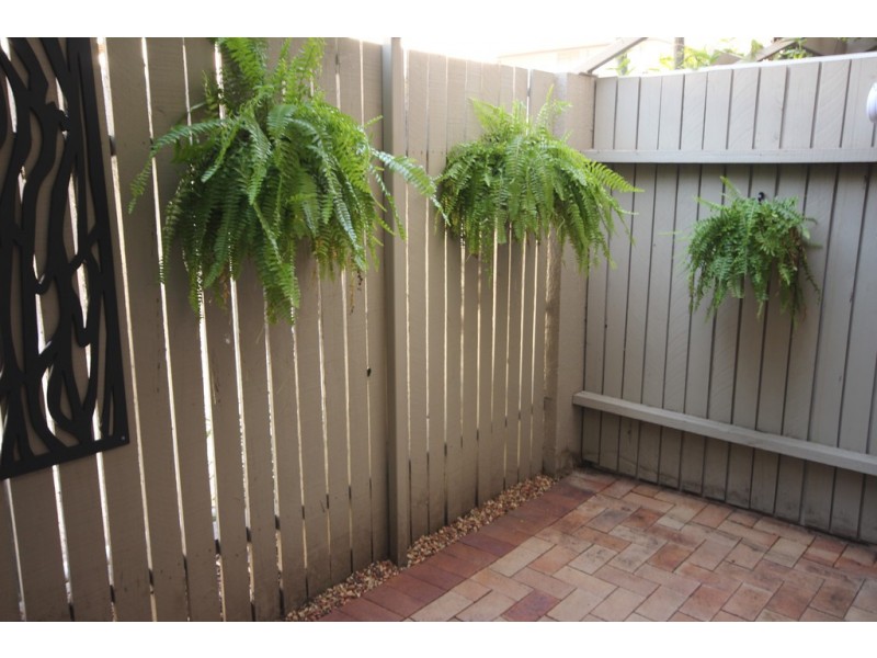 7/269 Esplanade, Cairns North QLD 4870