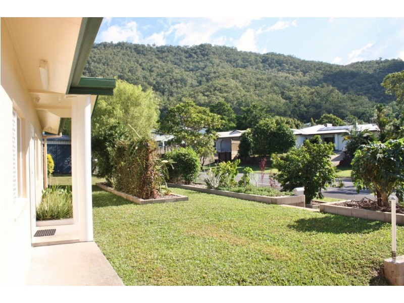 294 Dempsey Street, Gordonvale QLD 4865