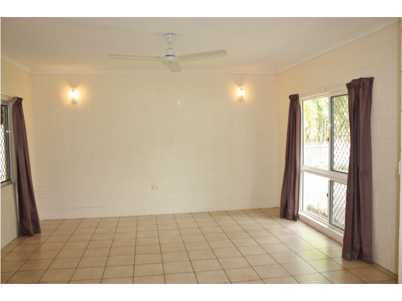 22 Hay Street, Mount Sheridan QLD 4868