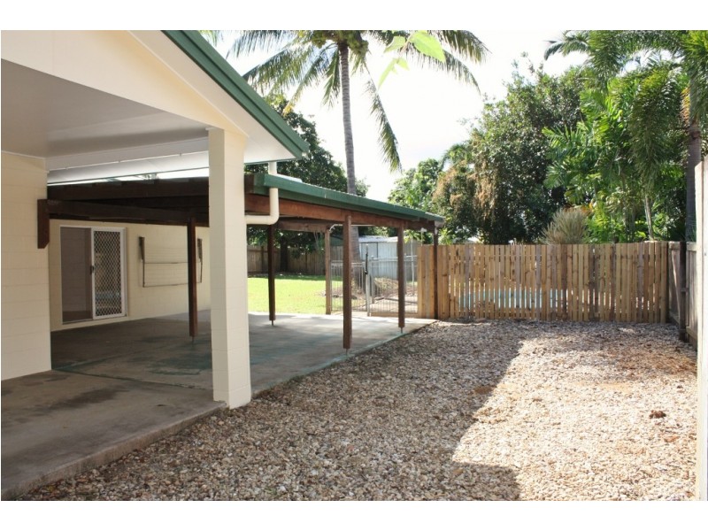 22 Hay Street, Mount Sheridan QLD 4868