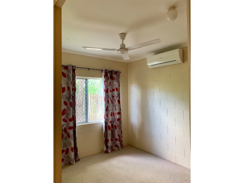 Bentley Park QLD 4869