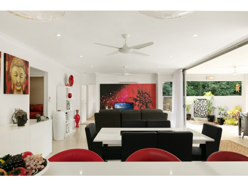 52 Whereat Road, Bentley Park QLD 4869