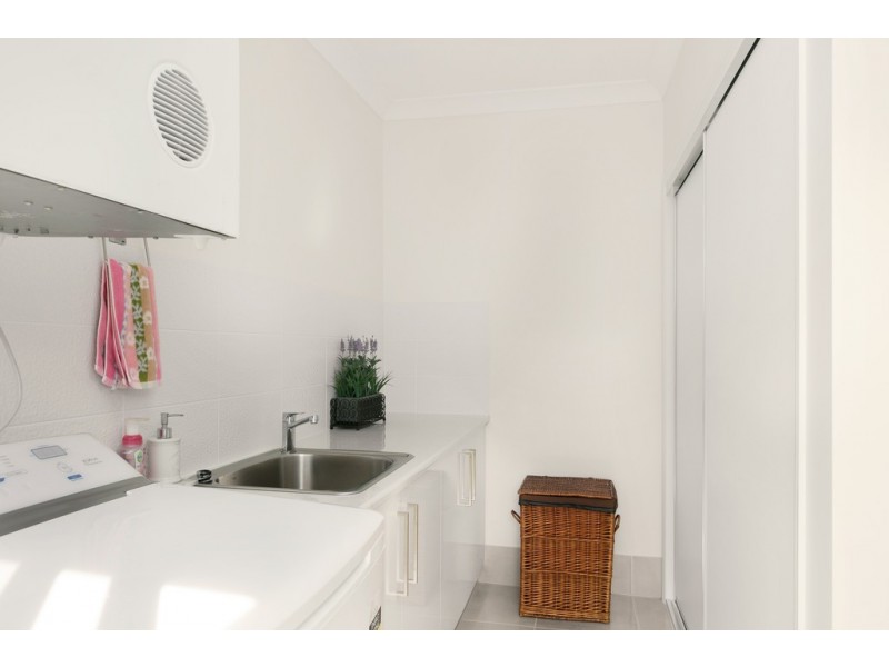 52 Whereat Road, Bentley Park QLD 4869