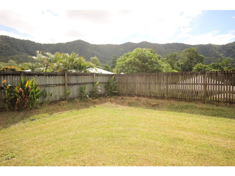 14 Ainscow Drive, Bentley Park QLD 4869