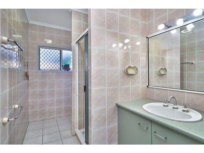 56 Ravizza Drive, Edmonton QLD 4869