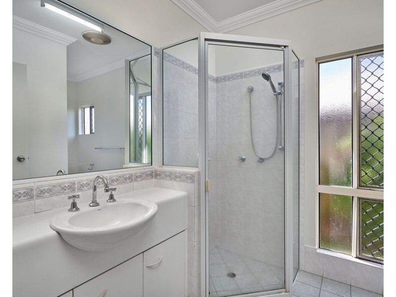 33 Alpinia Terrace, Mount Sheridan QLD 4868