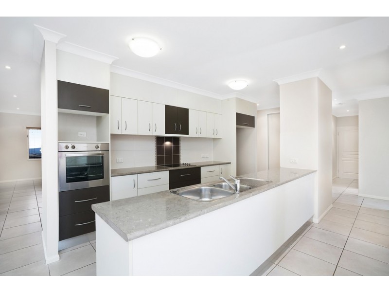 73 Fitzmaurice Drive, Bentley Park QLD 4869